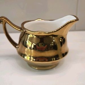Luxehabitat ceramic gold creamer dish